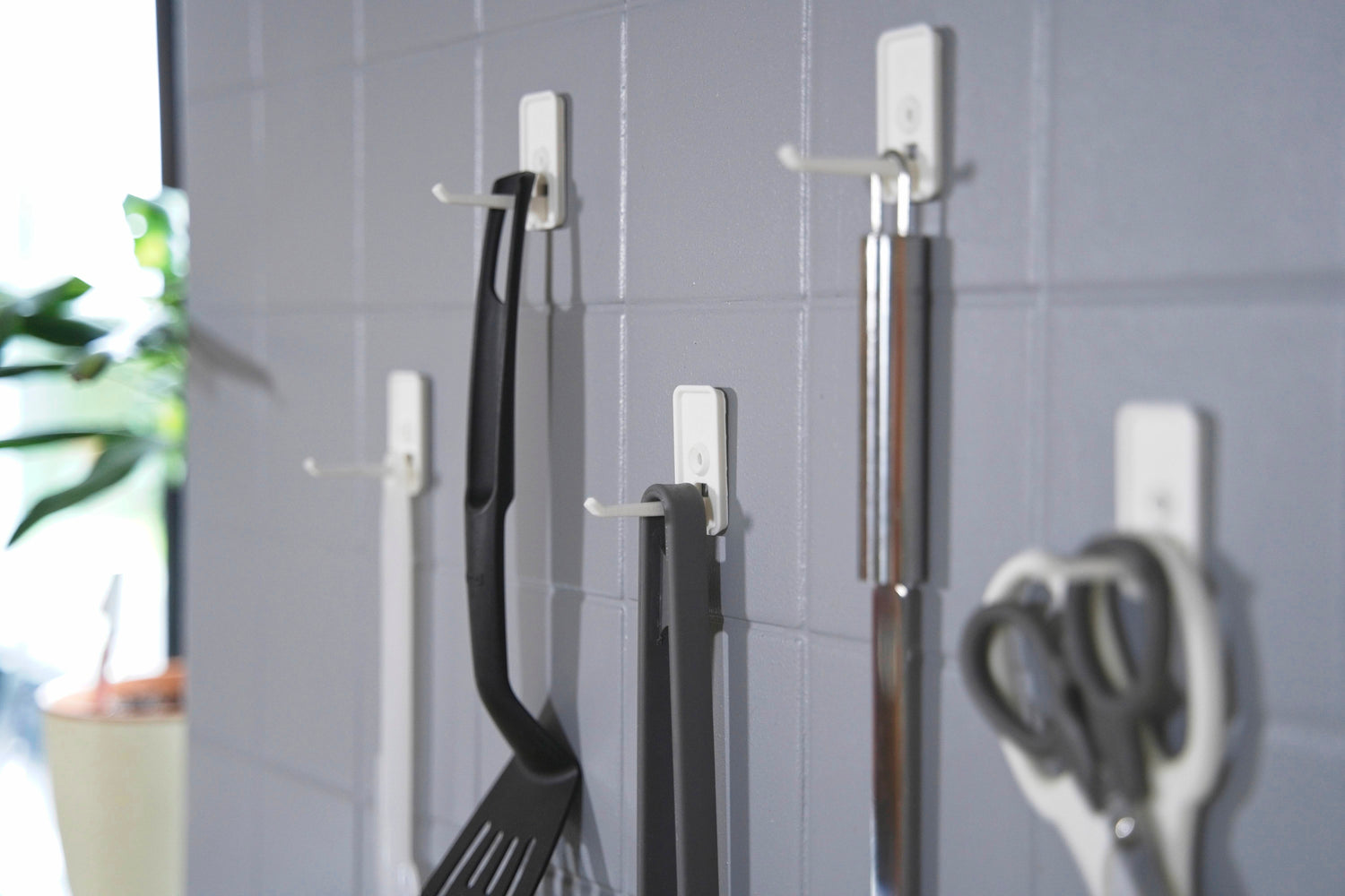 hooks for kitchen utensils, clever hooks that hold almost anything, Superhooks